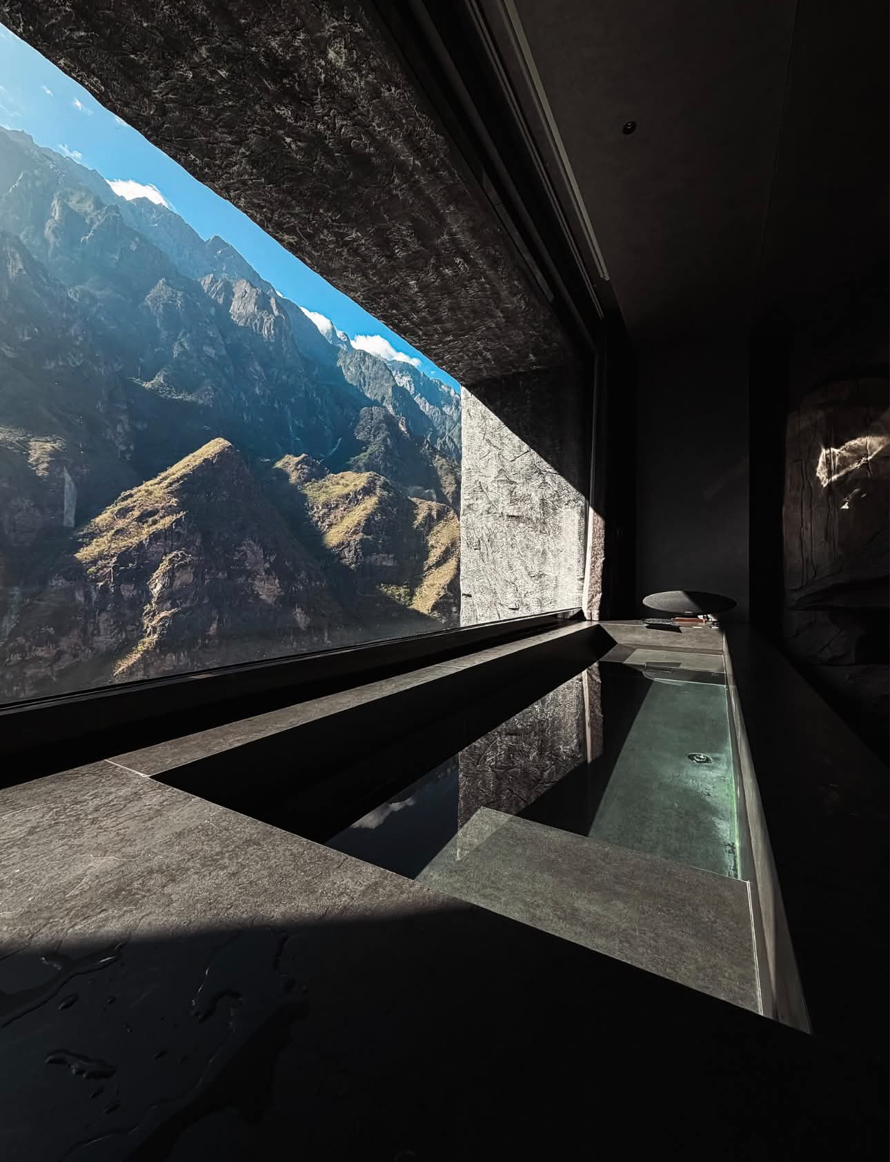 MoYe · Snow Mountain Cliff Hotel — фотография 2 из публикации
