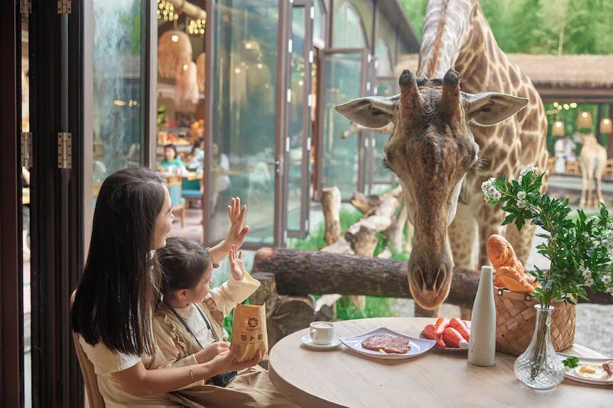 Giraffe Manor Hotel — фотография 3 из публикации